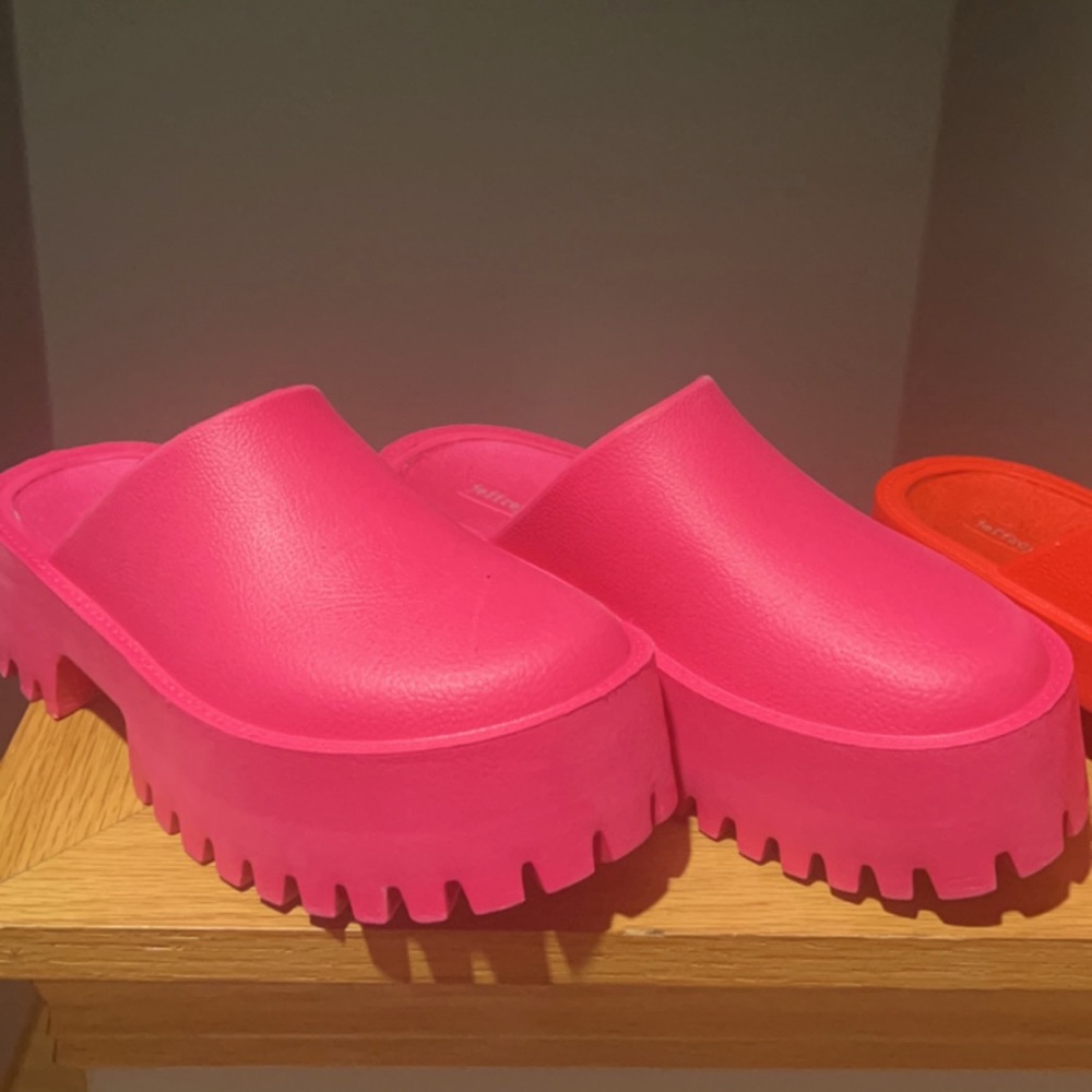 Jeffrey Campbell